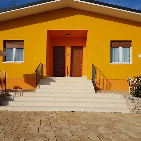 Apartamento N. 2 Sole E Luna Costermano